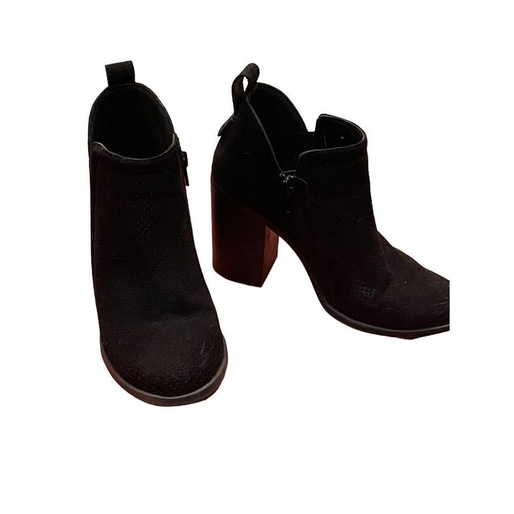 Maddengirl Black Vegan LeatherAnkle Boots Size 7
